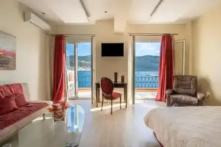 Samos City - 147