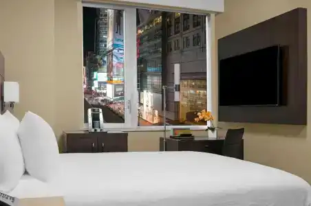 Hilton Garden Inn Times Square Central - 54