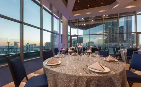SpringHill Suites by Marriott Charlotte Uptown - 14