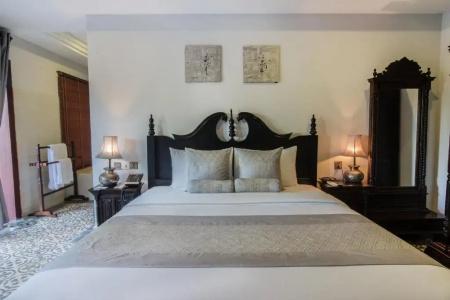 Mane Boutique & Spa - 110