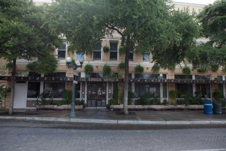 O'Brien Riverwalk Boutique - 19
