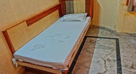 Gush International - 10