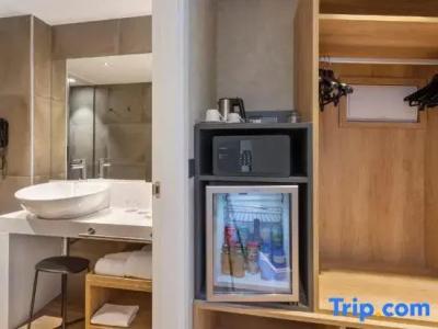 Catalonia Giralda - 86