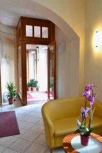 Cavour - 8