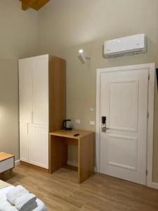 Rias Penthouse Suites - 242