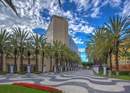 Hyatt Regency Orange County - 11