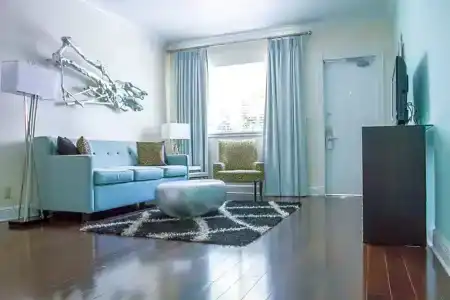 Dorchester & Suites - 51