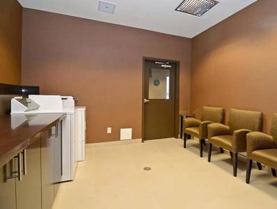 Best Western Premier Freeport Inn Airport - 16