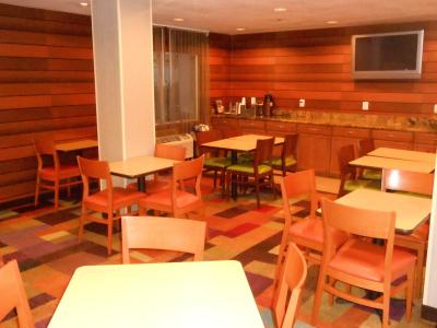 Holiday Inn Express & Suites Phoenix - West, an IHG - 24