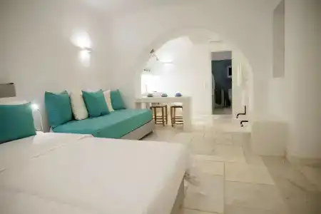 Mykonos Moussa - 1