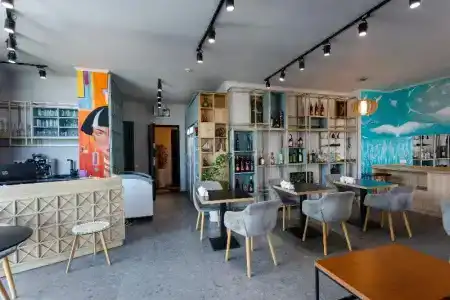 Season Suite Apart - 3