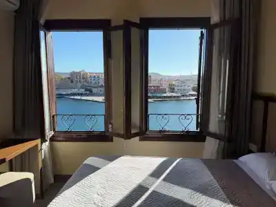 Helena - 29