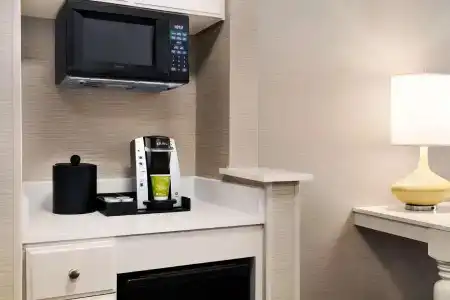 Hilton Garden Inn - 60