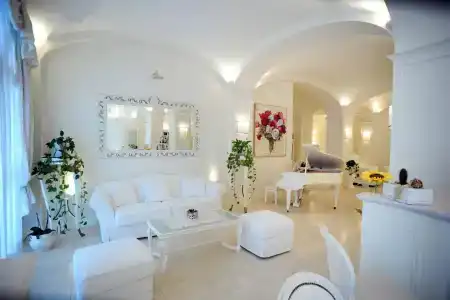 Minori Palace - 1