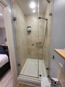 Innit Rooms - Saltwater Guest House - 26