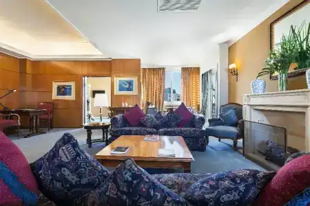 Claridge - 49