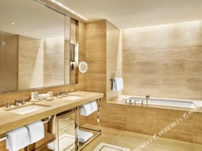 The St Regis Bal Harbour Resort - 31