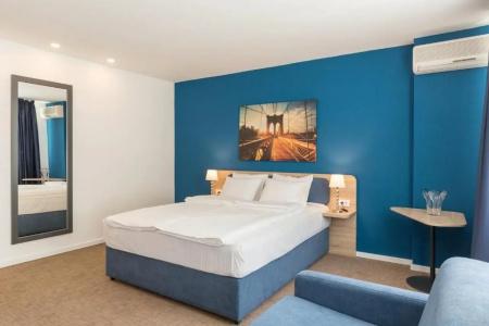 Premium Crown Suites - 4