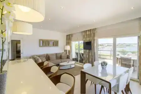 Marina Palace by Intercorp Group - 2
