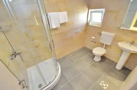 Villa Velzon Guesthouse - 104