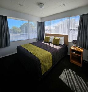 Scenicland Motels - 23