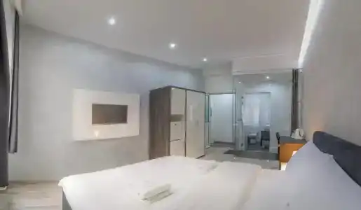 Central Park Residence - 47