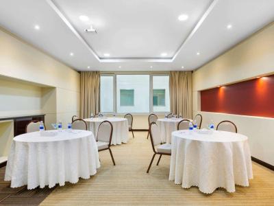 ibis Muscat - 7