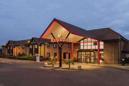 Ramada Cambridge - 0