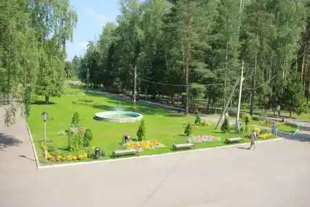 Зеленый городок - 25