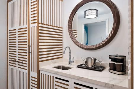 DoubleTree Suites by Hilton - 141