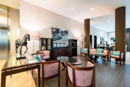 Courtyard by Marriott Prague City - 19