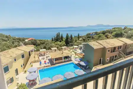 Corfu Aquamarine - 15