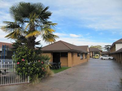 Palm City Motor Inn - 19