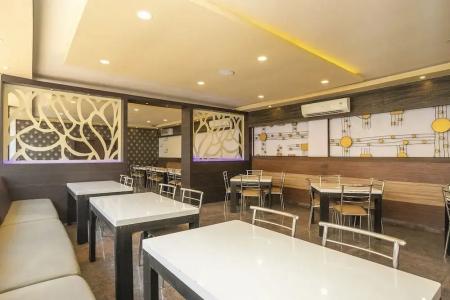 Capital O 13184 Savi International - 18