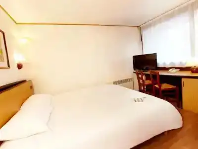 b&b hôTel Rennes Sud Chantepie - 28