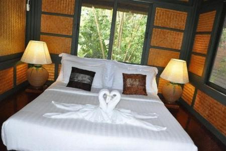 Bann Pae Cabana And Resort - 3