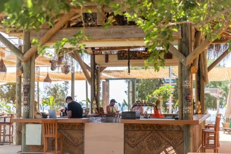Kefi Beach & Suites - 40
