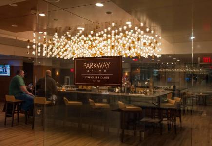 DoubleTree by Hilton New York - 28