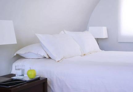 Macaris Suites & Spa - 4