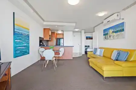 Crystal Bay On The Broadwater - 336