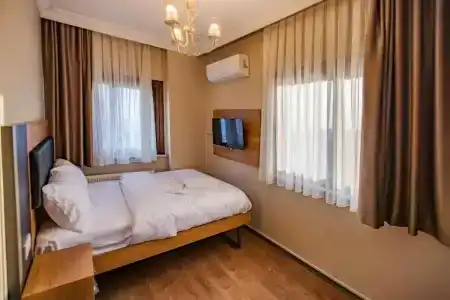 Grand Balyan & Restaurant - 4