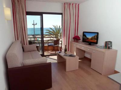 Almirall Apartaments - 59