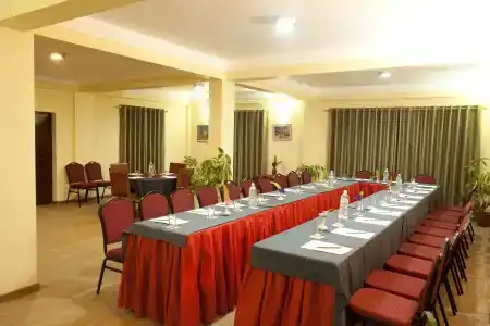 Royal Astoria - 25