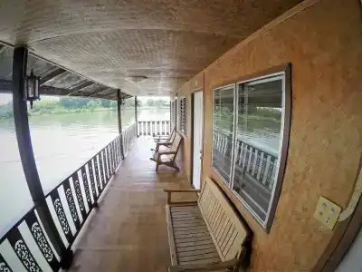 T & T Hostel Kanchanaburi - 6