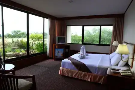 Wattana Park - 3