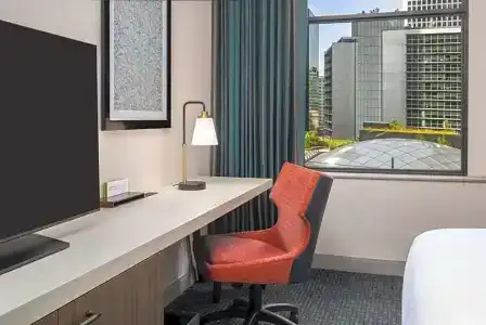 Hilton Garden Inn- Chicago Central Loop - 33