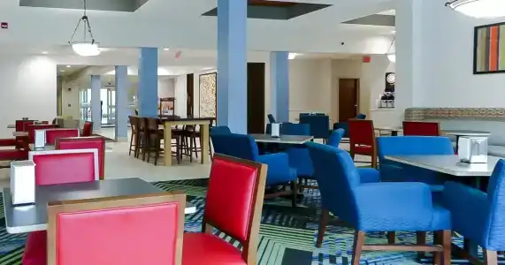 Holiday Inn Express St. Petersburg North / i-275, An Ihg - 29