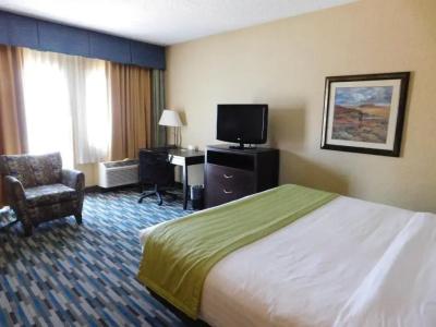 Days by Wyndham Near Phoenix - 23