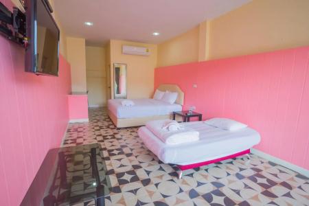 The Cube Resort - 18