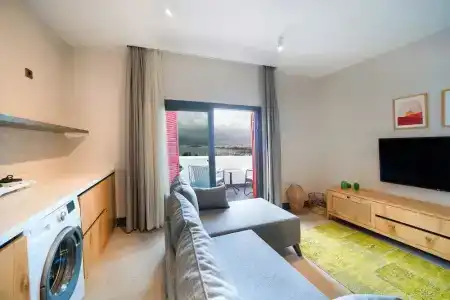 Reddoors Suits - 69